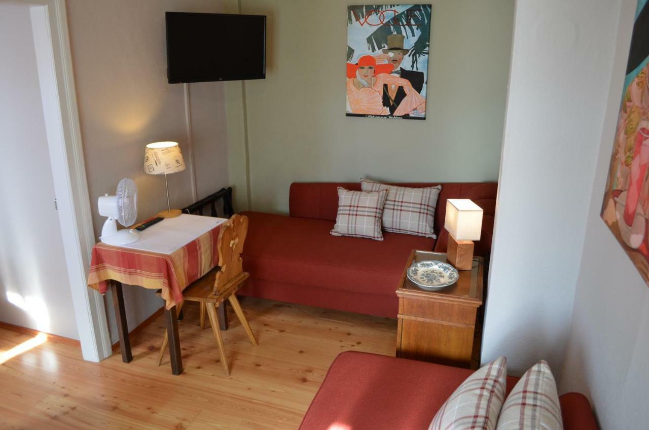 Merzbach - Wohnen Im Museum Mit Komfort Apartment Untermerzbach
