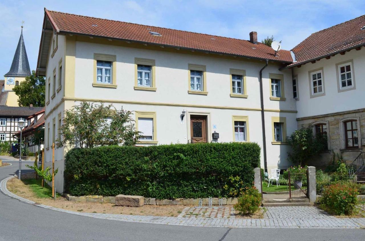 Apartment Merzbach - Wohnen Im Museum Mit Komfort Untermerzbach